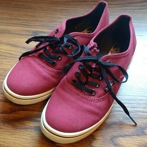 Free W Bundle : Vans Authentic Port Royal Burgandy